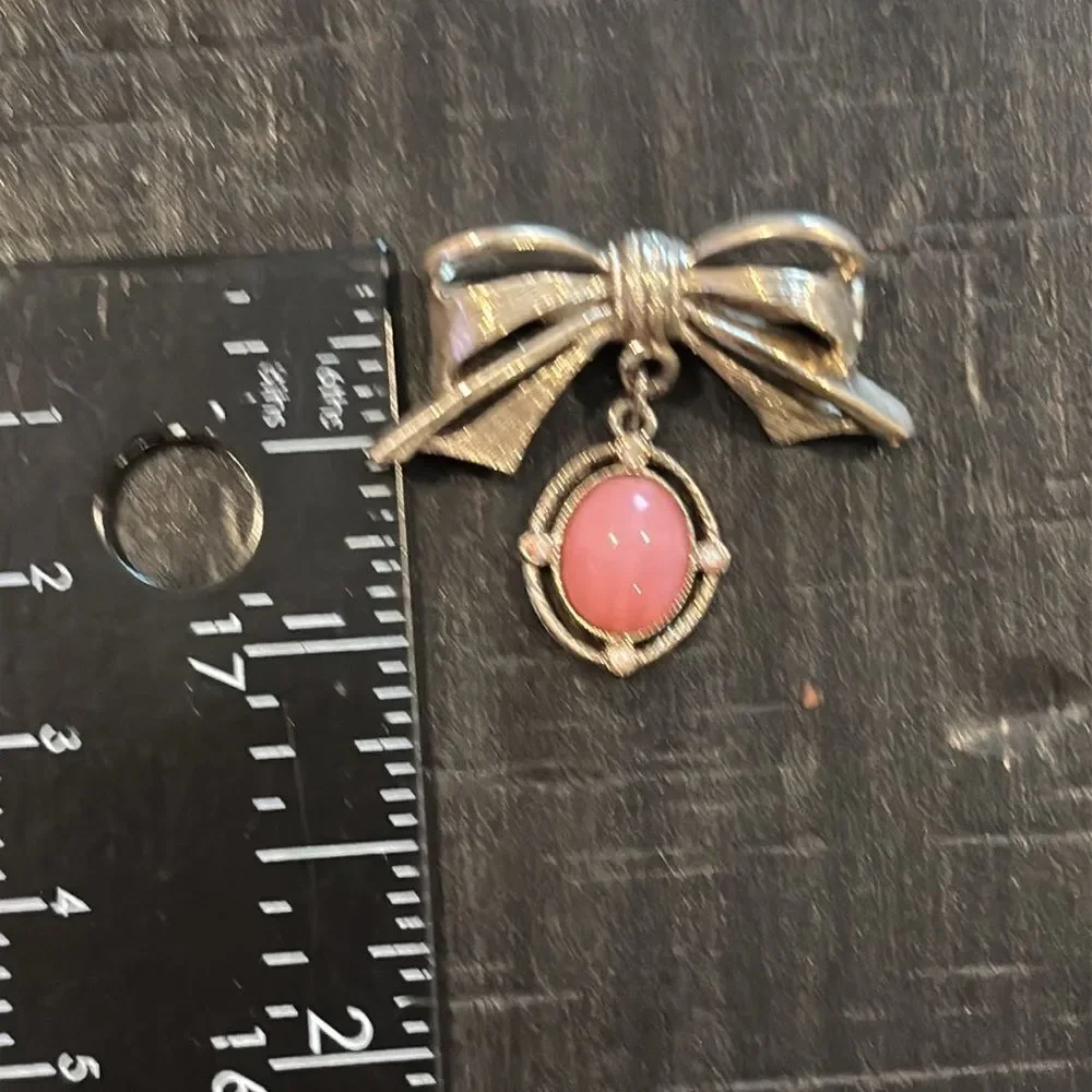 Bow Bead Rhinestone Pink Dangle Charm Brooch Silver Tone​